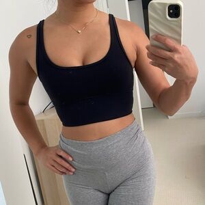 Aritzia TNA Crop Top